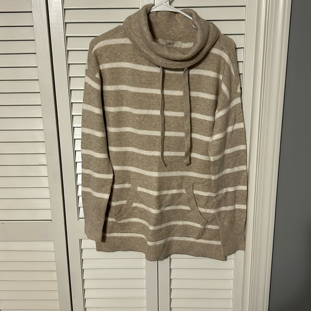 Beige and white sweater